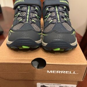 Merrell Kids Sneakers - Black and Lime available sizes, 8.5c, 10c little kids.